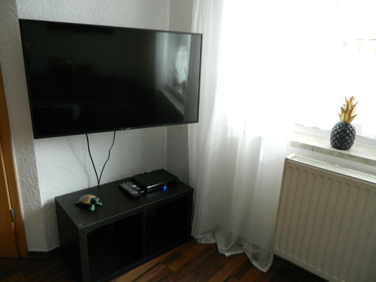 Unter Den Linden Apartment Халбе Екстериор снимка